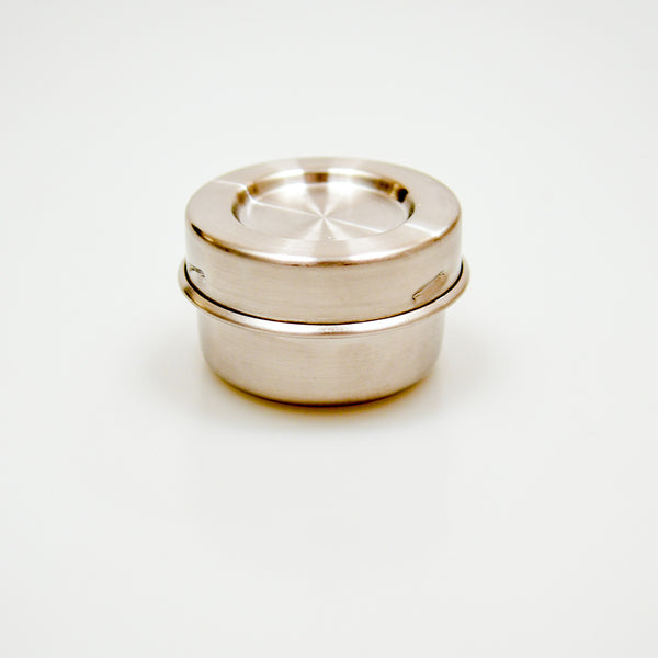 https://zerovana.com/cdn/shop/products/Stainless_steel_dip_container_600x600.jpg?v=1535057995